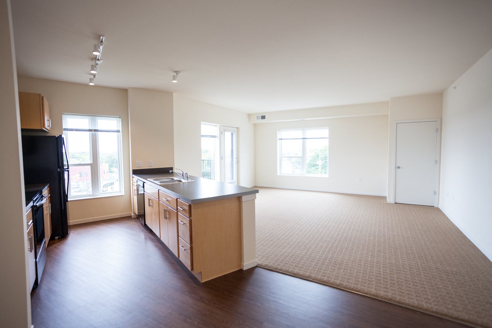 Photos and Video of Broadway Flats in Minneapolis, MN